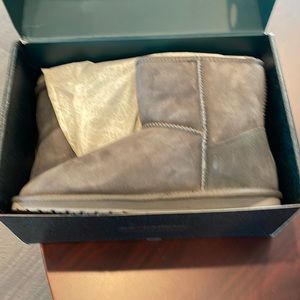 Emu Stinger Mini boots new size 11